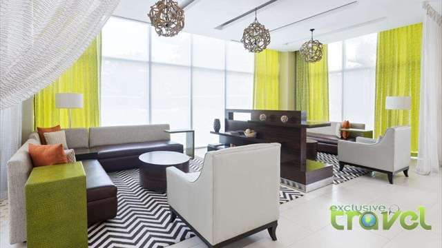 marriot hotel lounger area