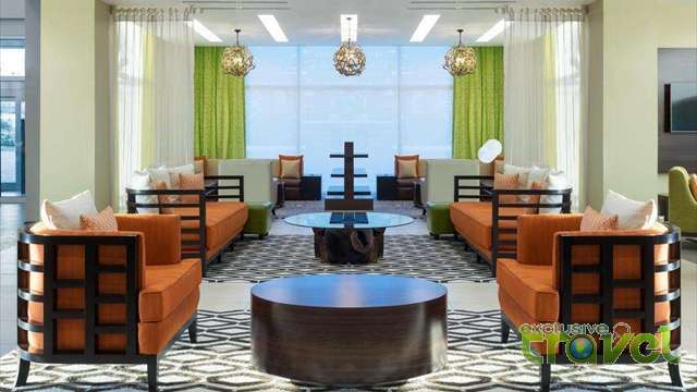 marriot hotel reception seating