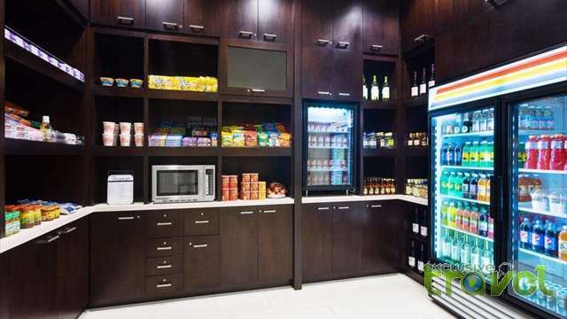 marriot hotel snacks corner