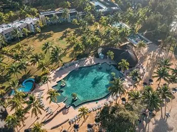 OUTRIGGER Beach Resort in Mauritius