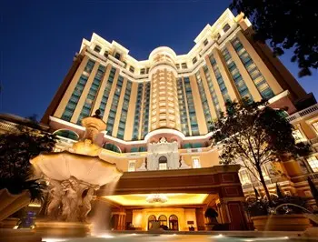 Four Seasons Hotel in Macau