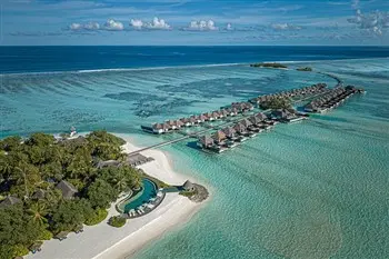 Four Seasons Resort Kuda Huraa in Maldives