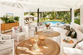 Motu Beachfront Art Villas in Cook Islands