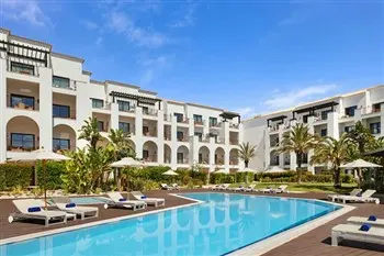 Pine Cliffs Ocean Resort in Algarve