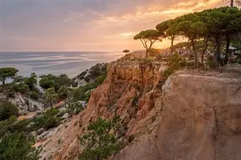 Pine Cliffs Resort in Algarve