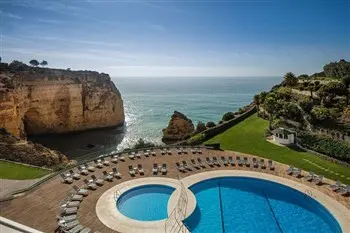 Tivoli Carvoeiro Resort in Algarve