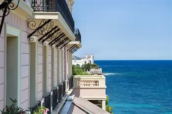 Hotel Royal Riviera in French Riviera