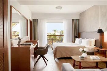 Minoa Palace Resort in Greece