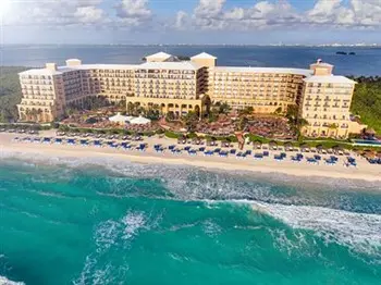 Kempinski Hotel in Cancun