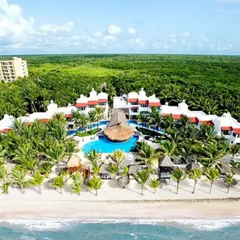 Hidden Beach Au Naturel Resort in Riviera Maya