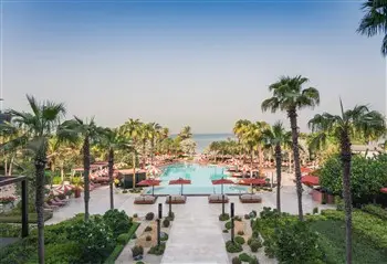 Banyan Tree in Dubai