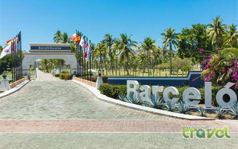 Barcelo Karmina entrance