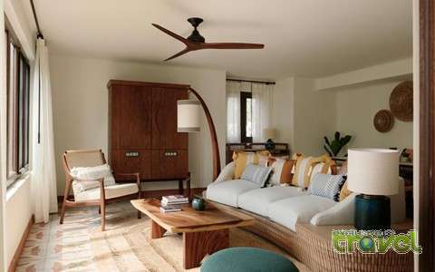 Belmond suite lounge