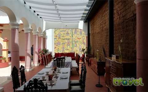 Casa de Familia dining Casa de Familia dining