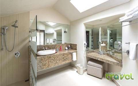 Casa del Alma bathroom