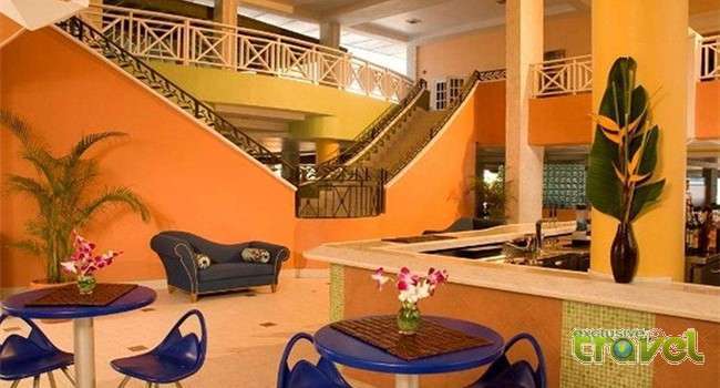 Holiday Inn Montego Bay reception area