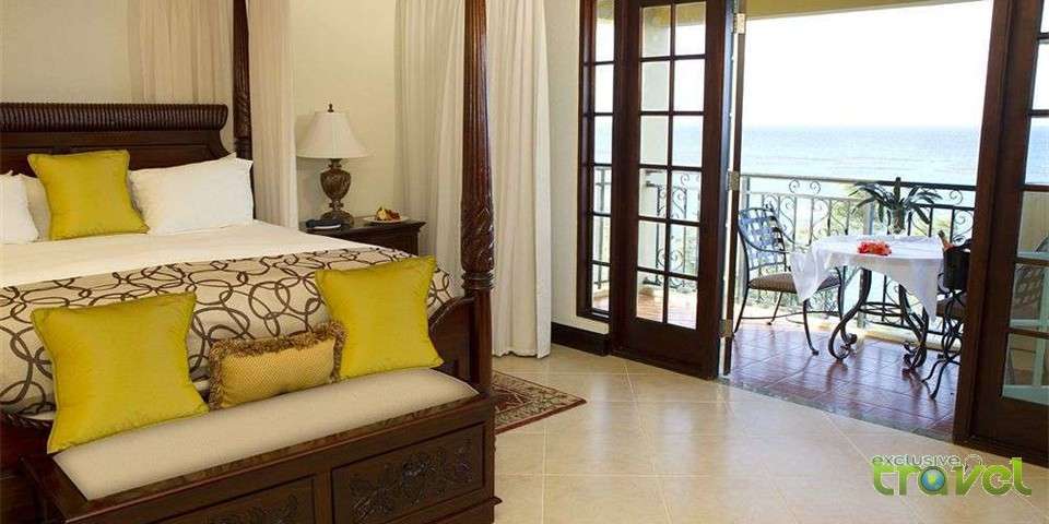 bedroom suite ocean front view