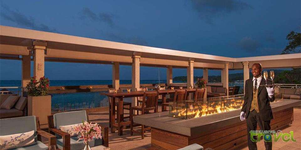evening drinks on the terrace at sandals ochi