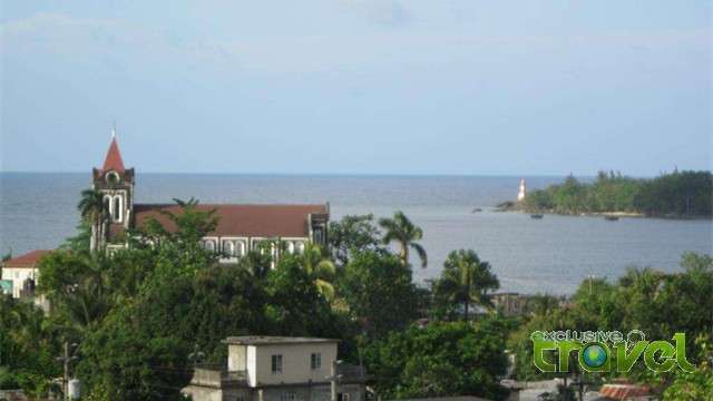 pineapple hill cottage view