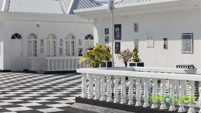 jamaica palace hotel courtyard