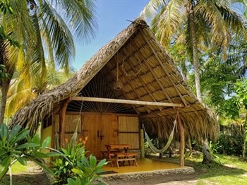 View of the La Sirena Nature Retreat in Palomino