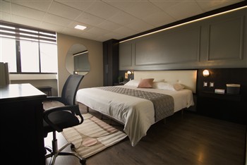 View of the Hotel Italia in Cuenca