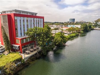 View of the Radisson Hotel Guayaquil in Guayaquil
