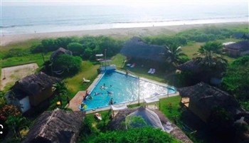 View of the Kamala Surf and Backpacker Hostel in Montanita