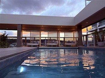 View of the Le Parc Hotel in Quito