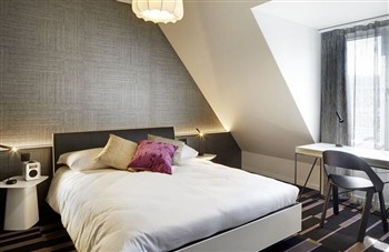 View of the Hotel Continental Park in Lucerne