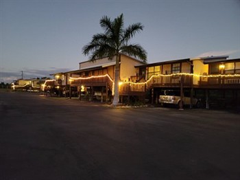 View of the River Wilderness Cabins in Everglades