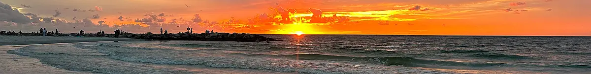 Panorama image of sunset over Tampa in USA
