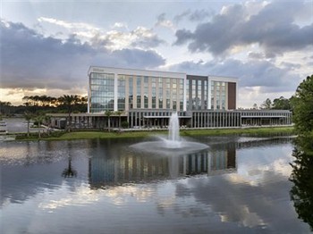 View of the Hilton at Mayo Clinic in Jacksonville