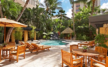View of the Bamboo Hotel in Hawaii