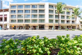 View of the Polynesian Hotel Waikiki in Hawaii
