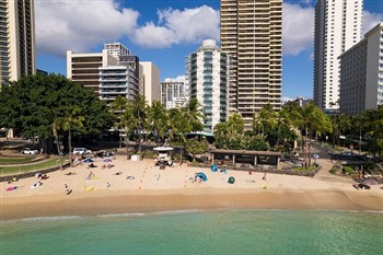 View of the Waikiki Circle Hotel in Hawaii