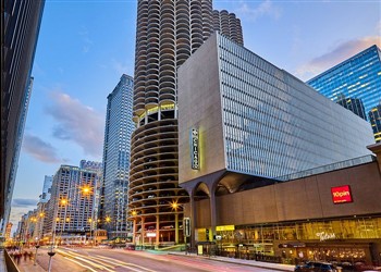 View of the Hotel Chicago Downtown in Chicago