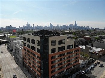 View of the Hyatt Place Wicker Park in Chicago