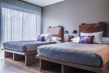View of the Moxy Downtown in Chicago