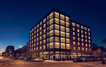 View of the Sophy Hyde Park in Chicago