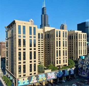 View of the Travelodge Downtown in Chicago