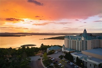 View of the Chateau  Lake Spa Resort in Missouri