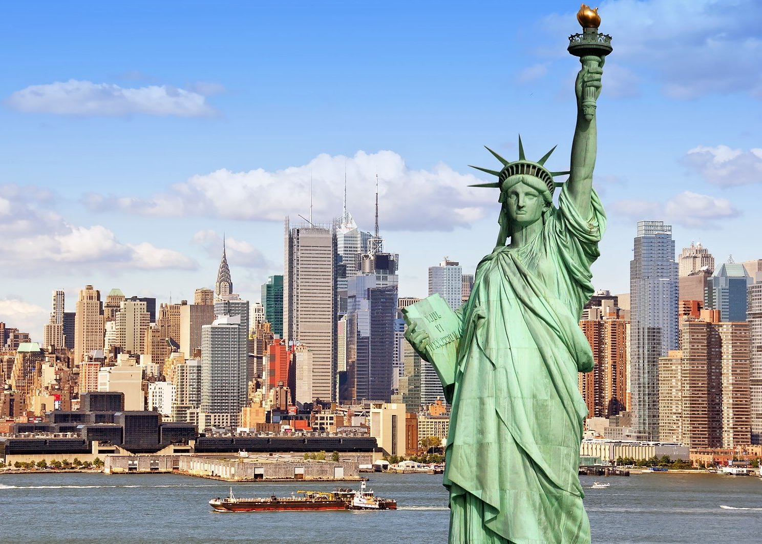 Exclusive reviews of top districts and hotels in USA