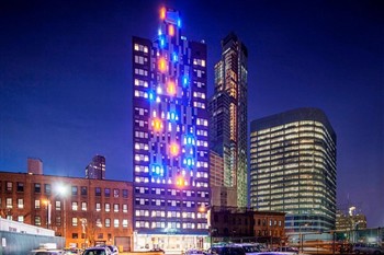 View of the Aloft Hotel in Queens
