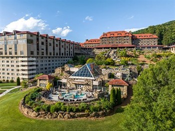 View of the Omni Grove Park Inn in North Carolina