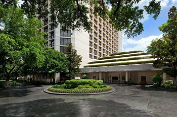 View of the Houston Grand Hotel River Oaks in Texas