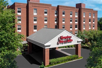 View of the Hampton Inn Charlottesville in Virginia