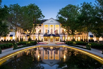 View of the Williamsburg Inn in Virginia
